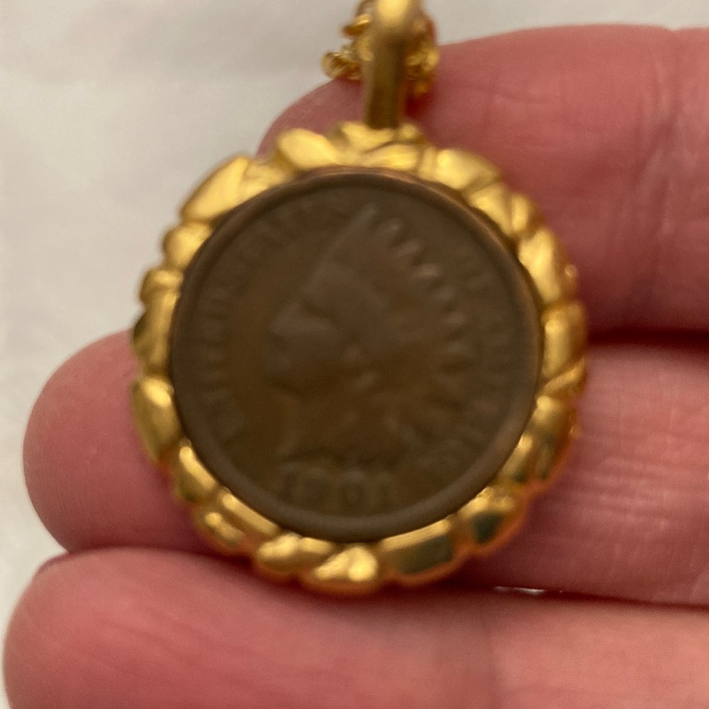 Collectible Vintage necklace